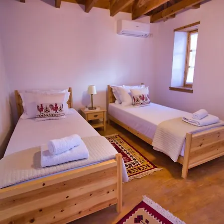 Argyropolis Boutique * Gjirokastër