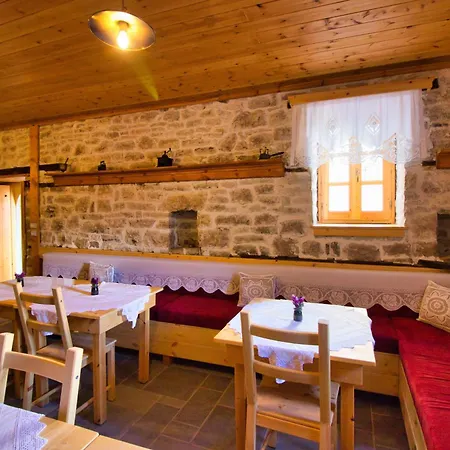 Argyropolis Boutique