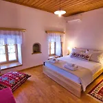 Argyropolis Boutique