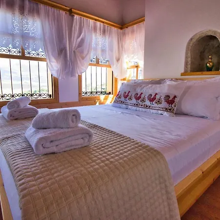 Argyropolis Boutique Gjirokastër